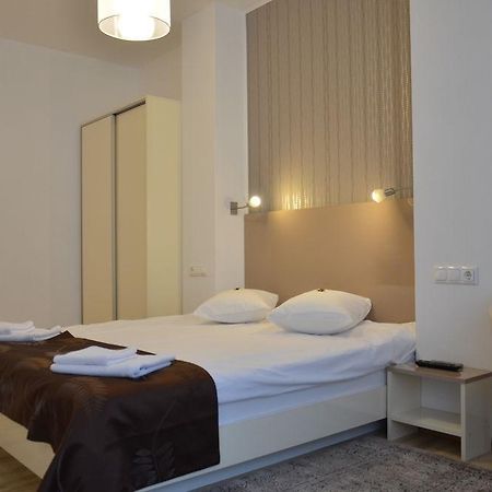 Aparthotel Zorilor คลูจ-นาโปกา ภายนอก รูปภาพ