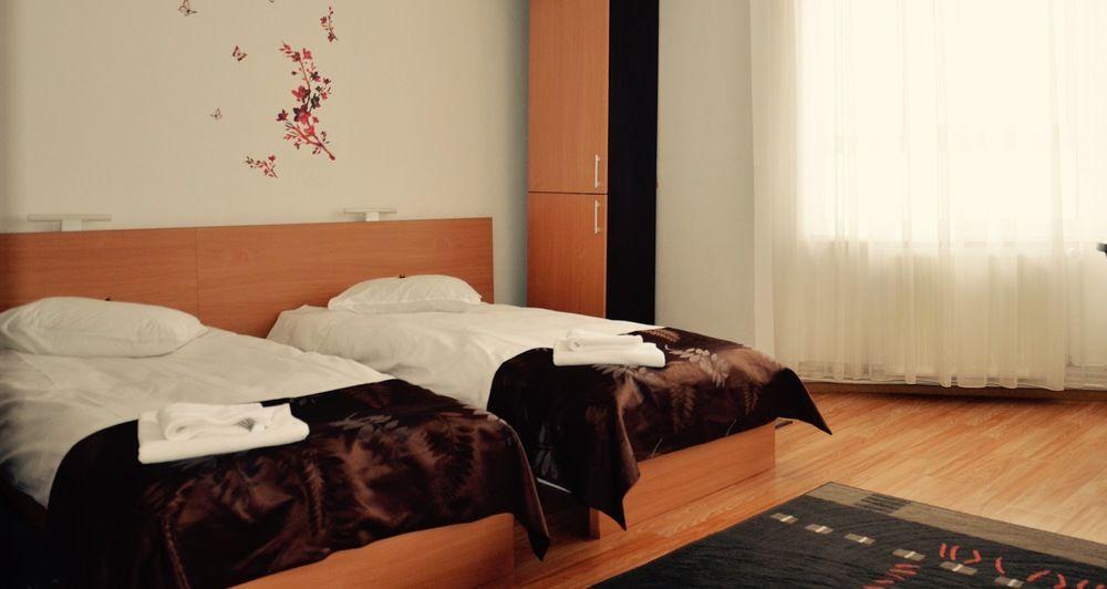 Aparthotel Zorilor คลูจ-นาโปกา ภายนอก รูปภาพ