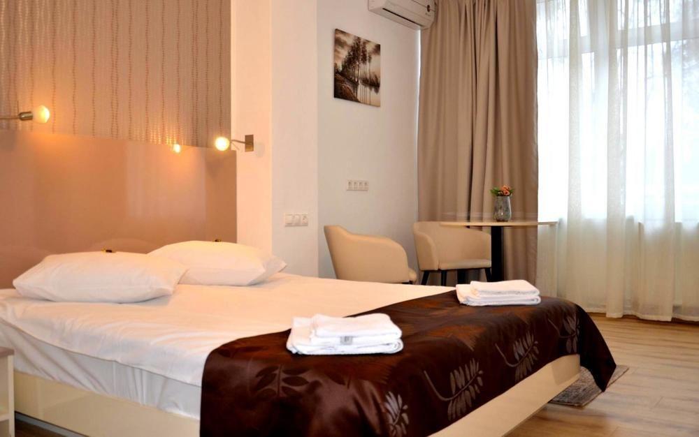Aparthotel Zorilor คลูจ-นาโปกา ภายนอก รูปภาพ
